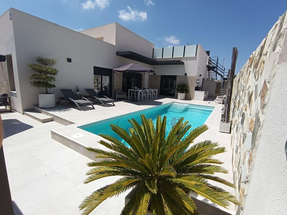 Villa i Daya Nueva, Alicante - foto 1
